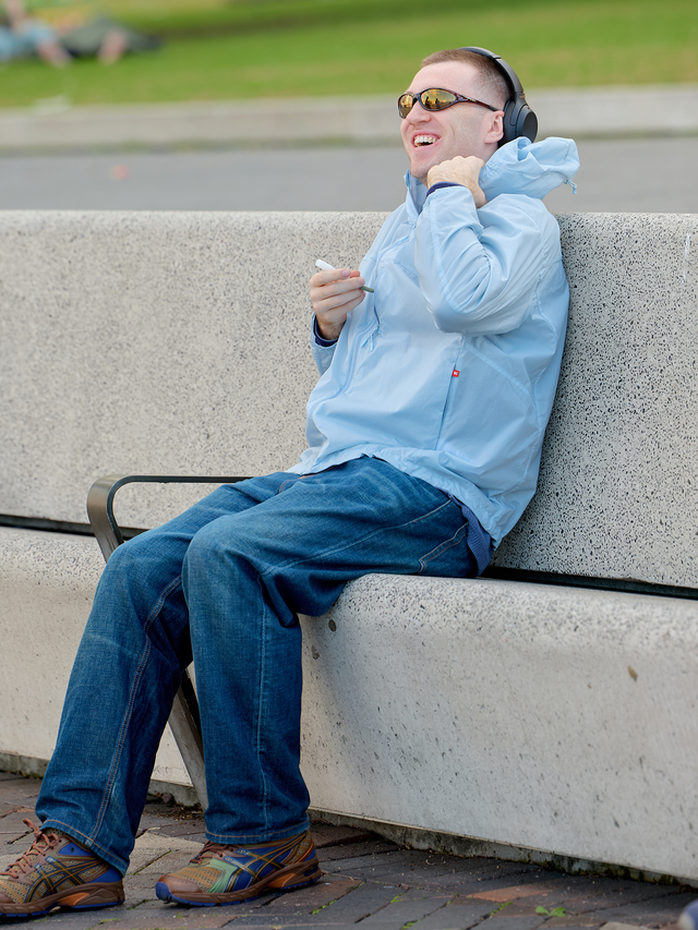 UV Light Windbreaker V3