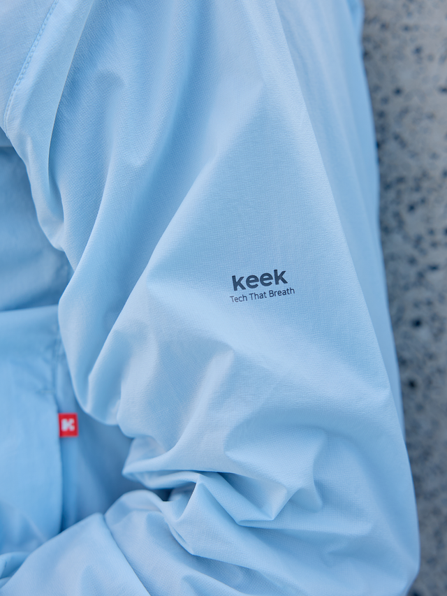 UV Light Windbreaker V3